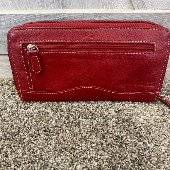 Tignanello Red Leather Zip Around Wallet Large 7.5" x 4.25" - Picture 4 of 12